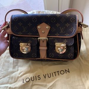 Like-New 🎀 LOUIS VUITTON 🎀